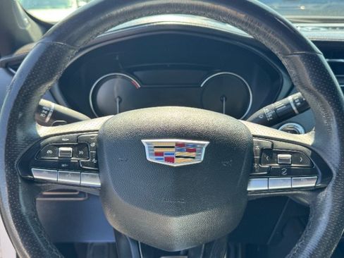Used 2020 Cadillac XT4 Sport AWD/4WD image 21