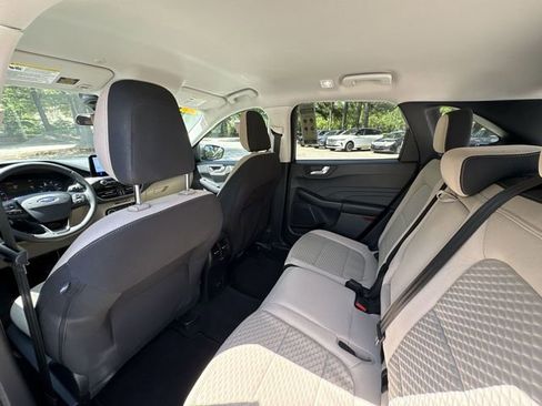 Used 2021 Ford Escape SE w/ Convenience Package FWD image 24