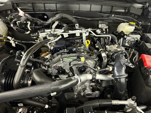 Used 2025 Ford Bronco Big Bend AWD/4WD image 35