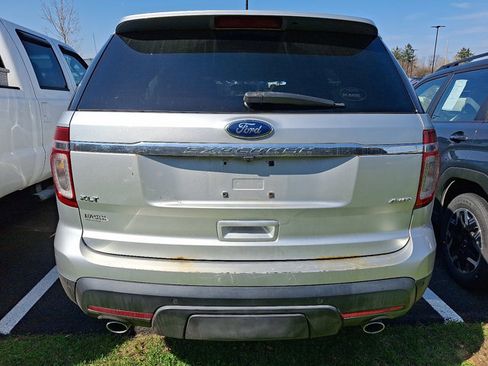 Used 2012 Ford Explorer XLT image 5