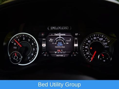 Used 2019 RAM 1500 Big Horn AWD/4WD image 3