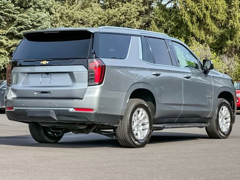 Used 2025 Chevrolet Tahoe LT AWD/4WD image 4