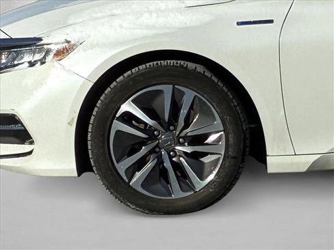 Used 2020 Honda Accord Hybrid image 9