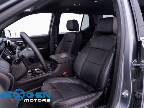 Used 2023 Chevrolet Traverse RS w/ LPO, Floor Liner Package AWD/4WD image 27