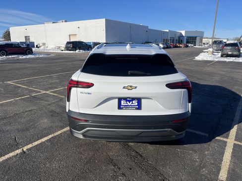 Used 2025 Chevrolet Blazer EV LT image 5
