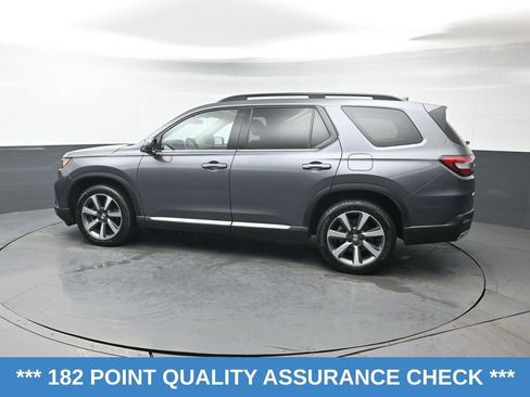 Used 2025 Honda Pilot Elite image 4