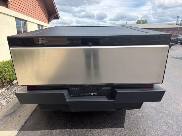 Used 2026 Tesla Cybertruck AWD Crew Cab image 7