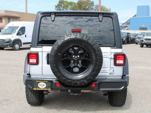 Used 2024 Jeep Wrangler Unlimited Sport AWD/4WD image 5