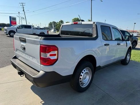 Used 2025 Ford Maverick XL w/ Equipment Group 102A AWD/4WD image 12