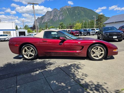 Used 2003 Chevrolet Corvette Convertible w/ Preferred Equipment Group1 RWD image 4
