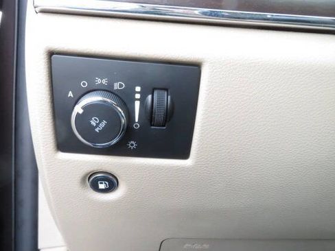 Used 2018 Jeep Grand Cherokee Limited w/ Trailer Tow Group IV image 20