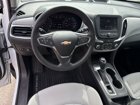 Used 2020 Chevrolet Equinox LS FWD image 8