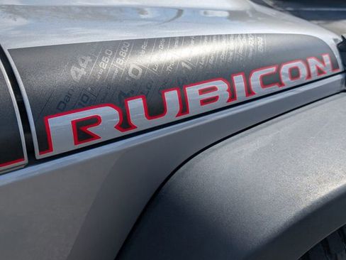 Used 2017 Jeep Wrangler Unlimited Rubicon image 18