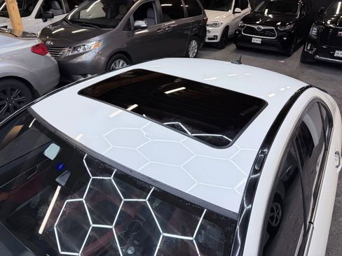 Used 2013 Mercedes-Benz C 63 AMG Sedan w/ AMG Development Pkg image 6