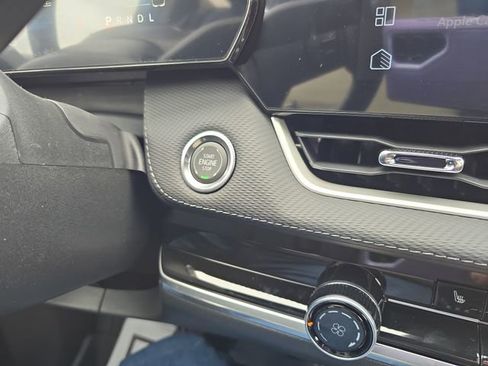 New 2026 Chevrolet Equinox LT w/ LPO, Floor Liner Package image 21