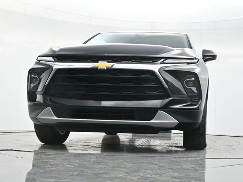 Used 2025 Chevrolet Blazer LT FWD image 45