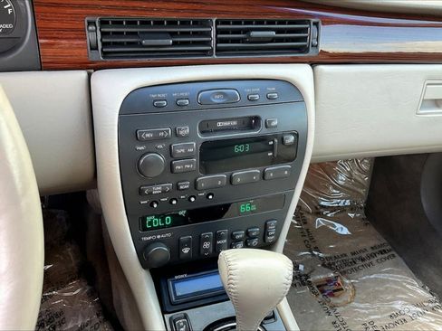 Used 1996 Cadillac Eldorado FWD image 9