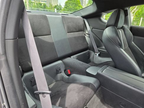 Used 2024 Toyota GR86 Premium RWD image 12