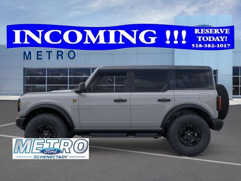 New 2026 Ford Bronco Badlands image 4