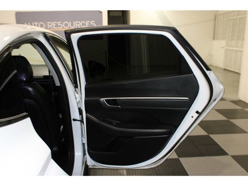Used 2021 Hyundai Sonata Limited image 23