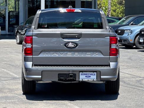 Used 2025 Ford Maverick Lobo image 6