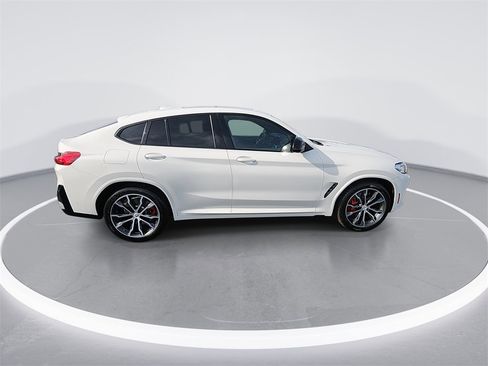Used 2022 BMW X4 M40i image 9