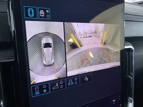 Certified 2025 GMC Acadia Elevation image 6