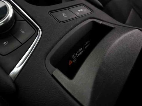 Certified 2023 Cadillac XT6 Sport image 38