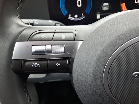 Used 2025 Hyundai Kona SEL image 19