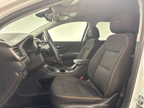 Used 2020 GMC Acadia AT4 image 9