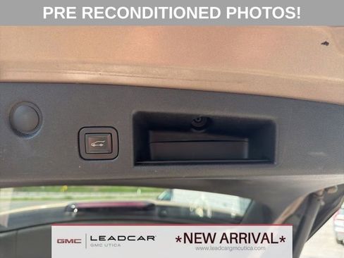 Used 2019 Chevrolet Equinox LT AWD/4WD image 17