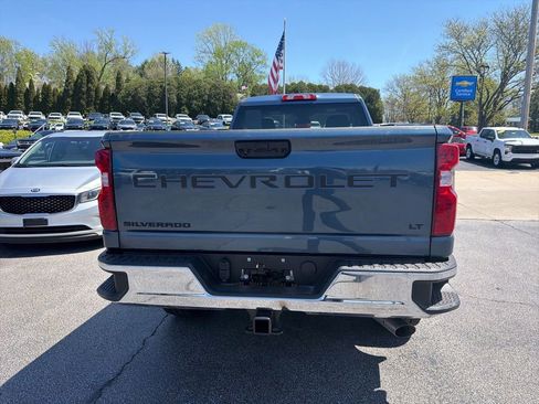 Used 2025 Chevrolet Silverado 2500 LT w/ Convenience Package AWD/4WD image 5