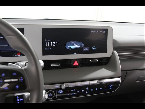 Certified 2024 Hyundai Ioniq 5 SEL AWD/4WD image 9