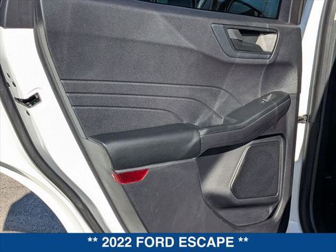 Certified 2022 Ford Escape SE w/ SE Sport Appearance Package image 20