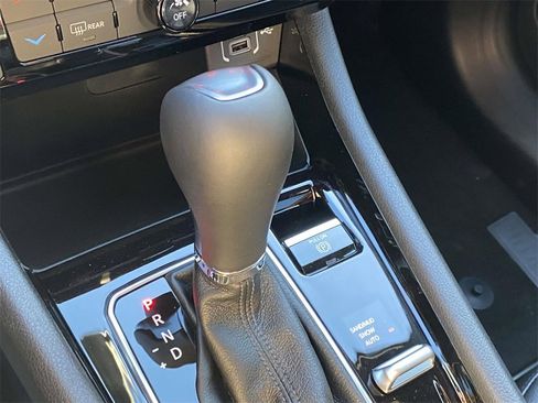 New 2026 Jeep Compass Latitude image 49