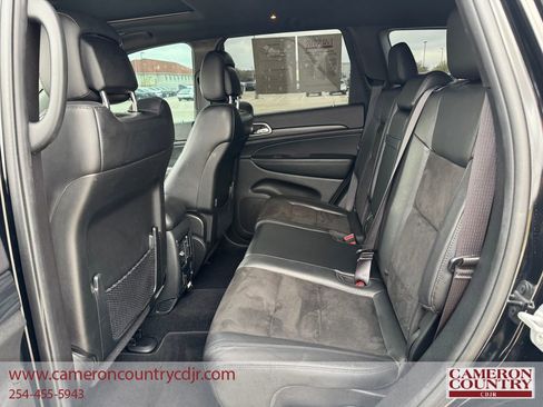 Used 2020 Jeep Grand Cherokee Altitude image 13