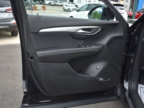 Used 2025 Buick Envision Sport Touring AWD/4WD image 12