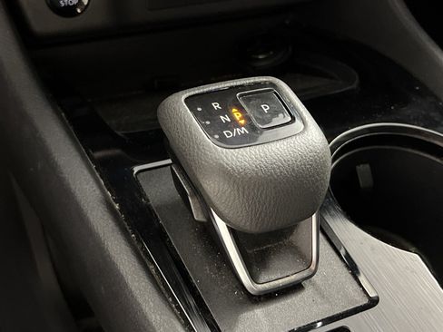 Used 2024 Nissan Rogue SV AWD/4WD image 22