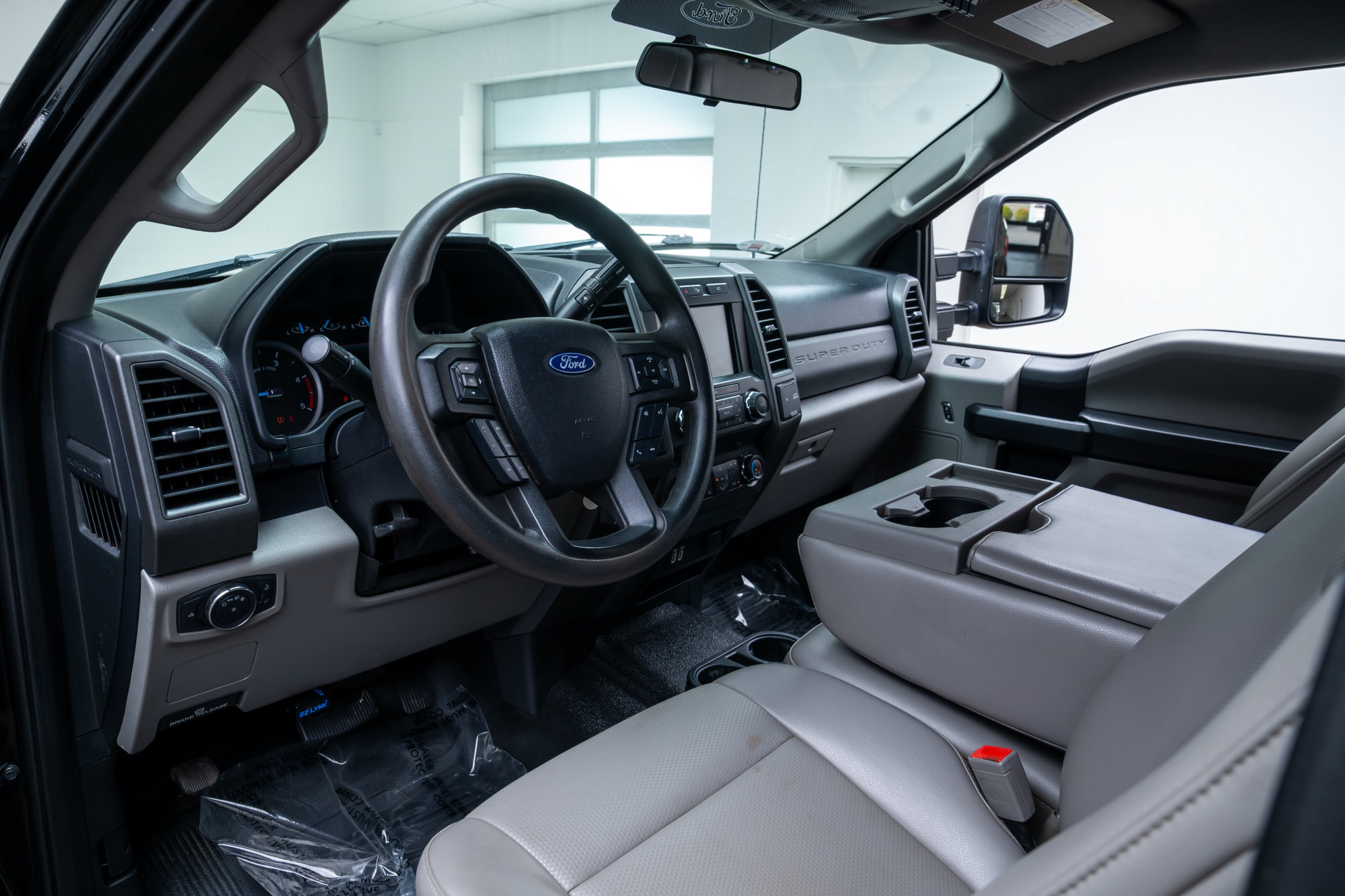 Used 2019 Ford F250 XL w/ STX Appearance Package AWD/4WD image 16