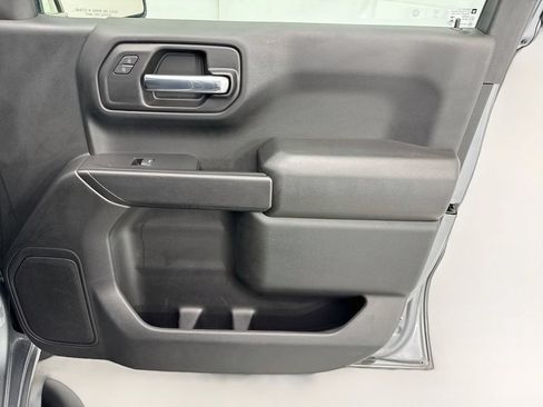 Used 2021 Chevrolet Silverado 1500 Custom AWD/4WD image 23