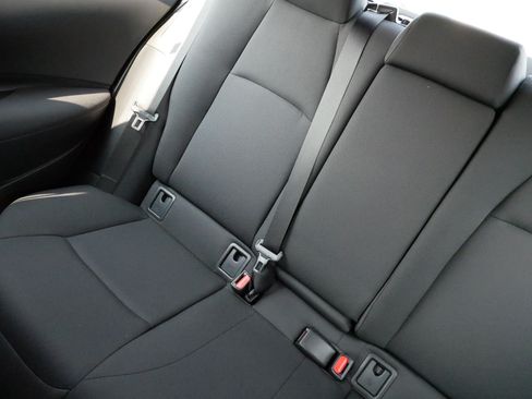 Used 2026 Toyota Corolla LE FWD image 12
