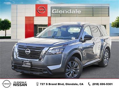 New 2025 Nissan Pathfinder S