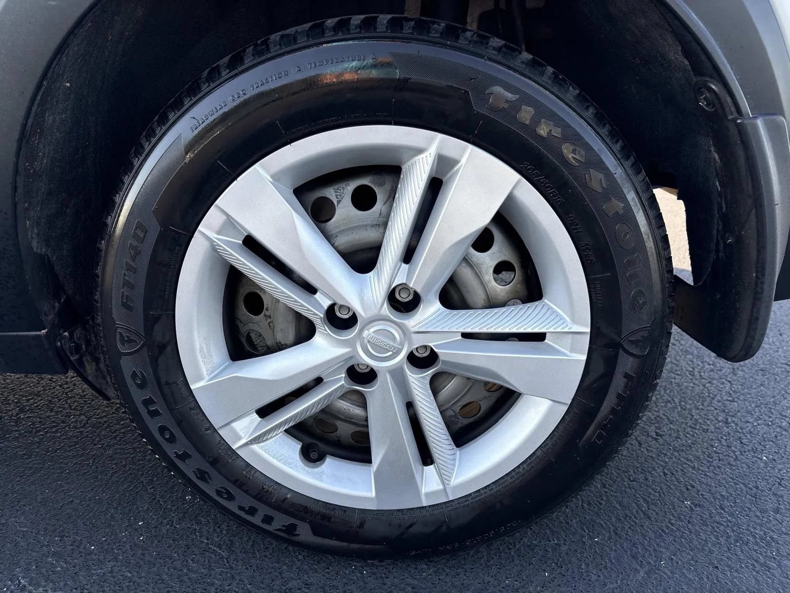 Used 2024 Nissan Kicks S FWD image 11