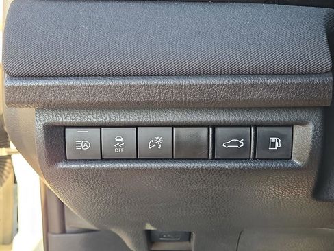 Used 2025 Toyota Camry LE FWD image 21