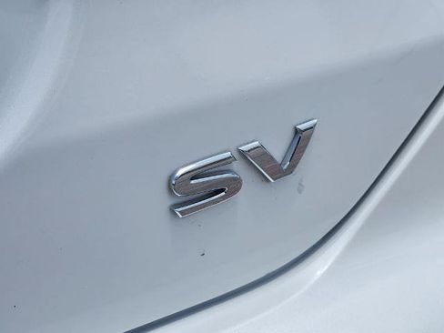 Certified 2024 Nissan Kicks SV FWD image 9