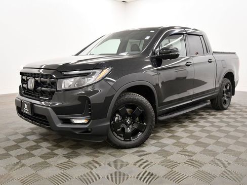 Certified 2025 Honda Ridgeline Black Edition image 2