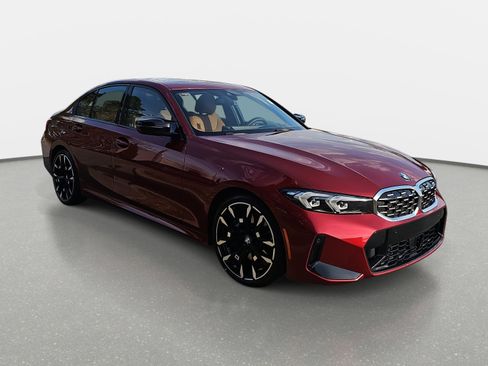 Certified 2025 BMW M340i image 4