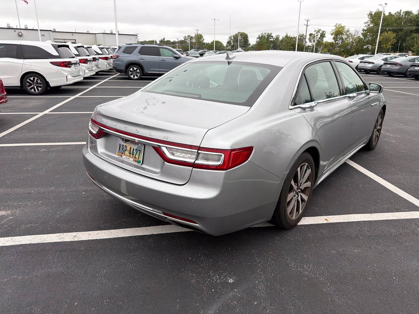 Used 2020 Lincoln Continental w/ Convenience Package FWD image 6