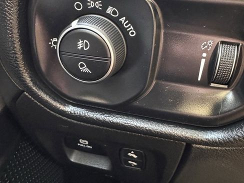 Used 2020 RAM 1500 Big Horn image 26