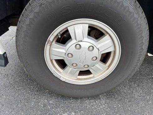 Used 2008 Chevrolet Colorado LS RWD image 8